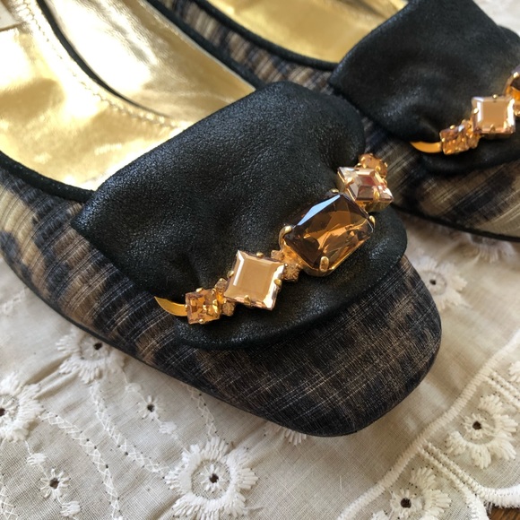 ~BADGLEY MISCHKA COUTURE~Leopard/Gold Crystal Detail Ballet Flats - Picture 4 of 12